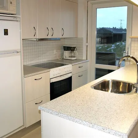 Holiday Tingodden G- 4811 흐비드 산드